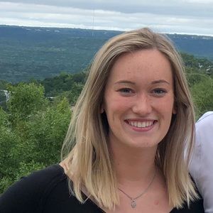 Meet your Posher, Anneliese